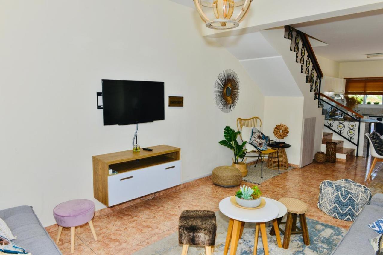 Melanos Residence 2 Bdrm Townhouse With Private Pool Klorakas Екстериор снимка